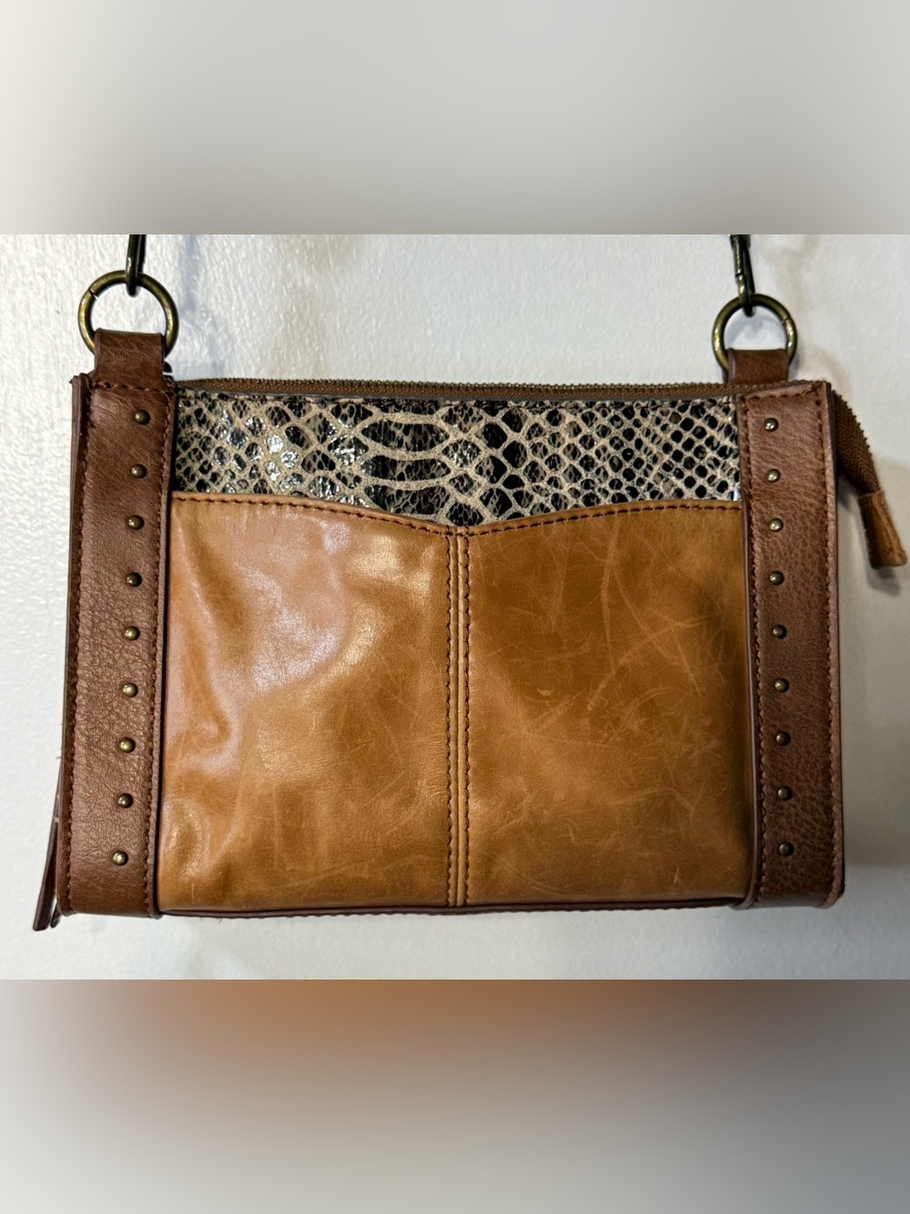 The Sak Sanibel Tan Leather Snakeskin Crossbody Bag Pockets - Picture 2 of 11